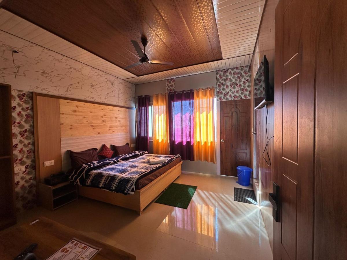 Kanatal'S Valley View Inn 외부 사진