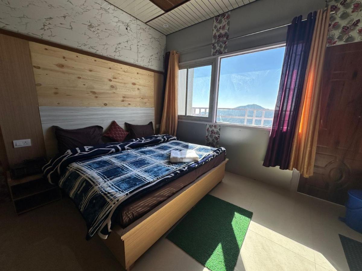 Kanatal'S Valley View Inn 외부 사진